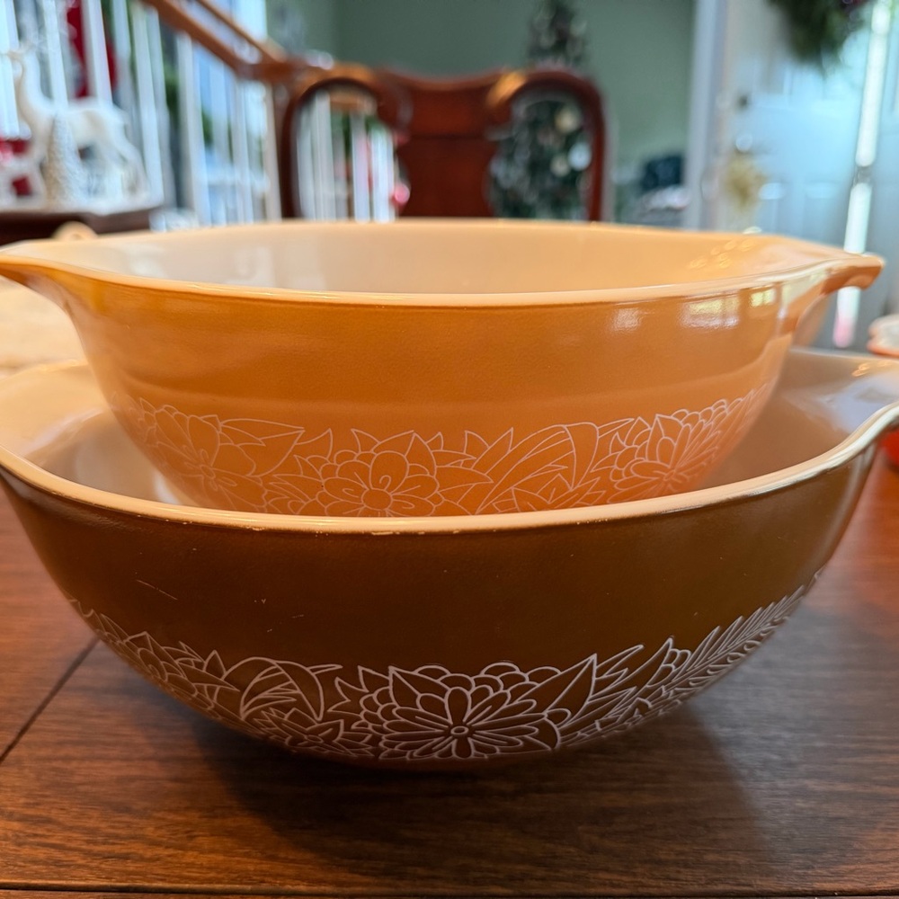 Vintage Pyrex Floral Bowls - Mustard and Brown